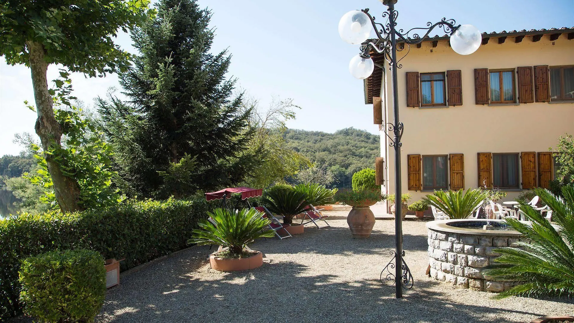 ***  Hotel Del Lago Каврилья Италия